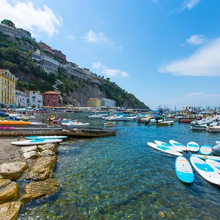 Apartment Charming Seaside Apartment In Sorrento