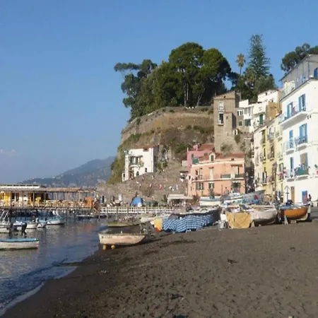 Διαμέρισμα Cottage In Sorrento By Marina Grande Beach