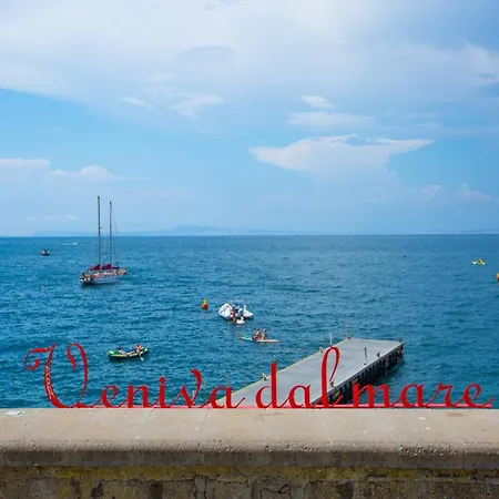 Cottage In Sorrento By Marina Grande Beach